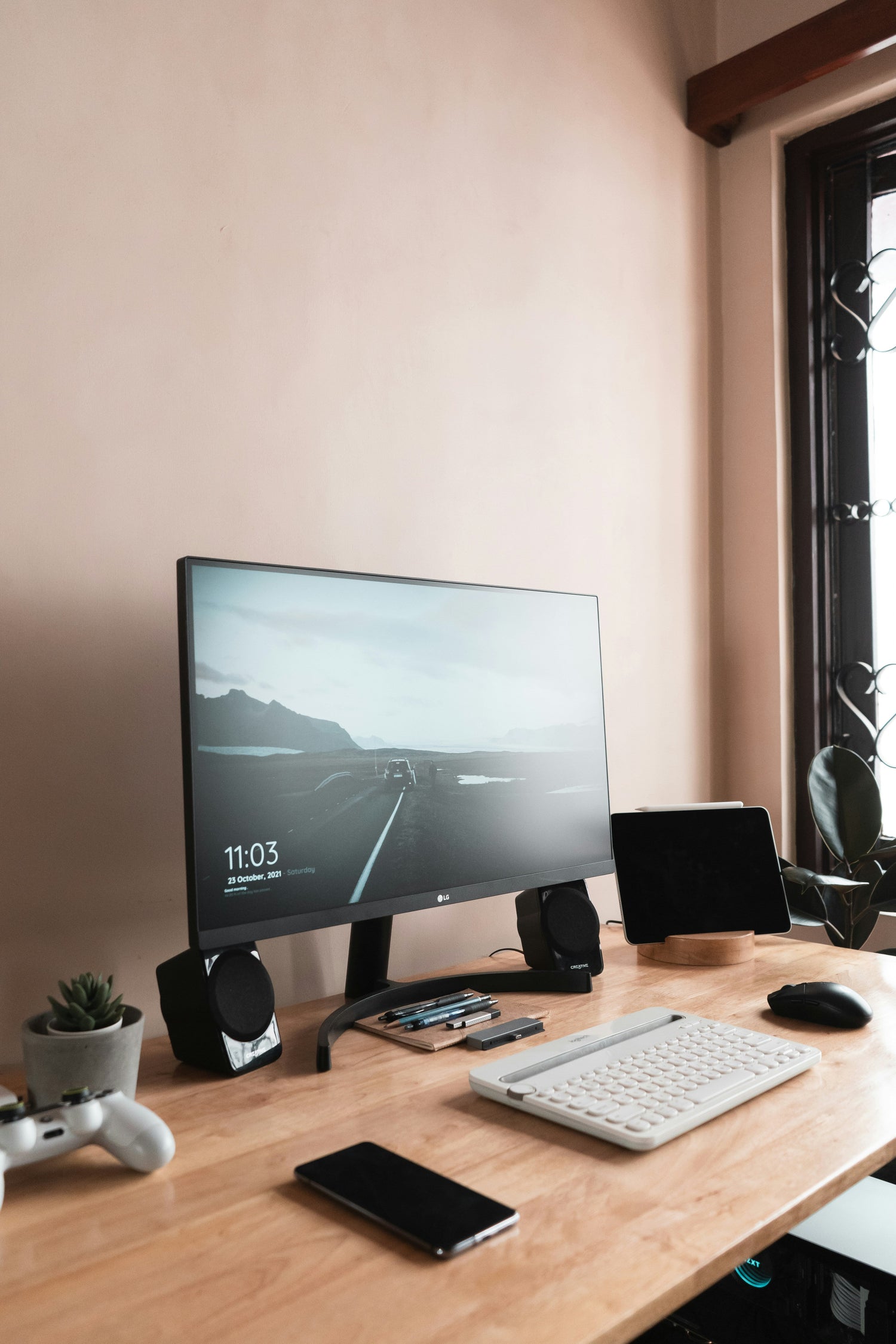 Tech & Personal Gadgets